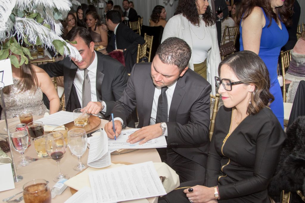 2022 Boys&amp;girls Club Wine Tasting Gala 097